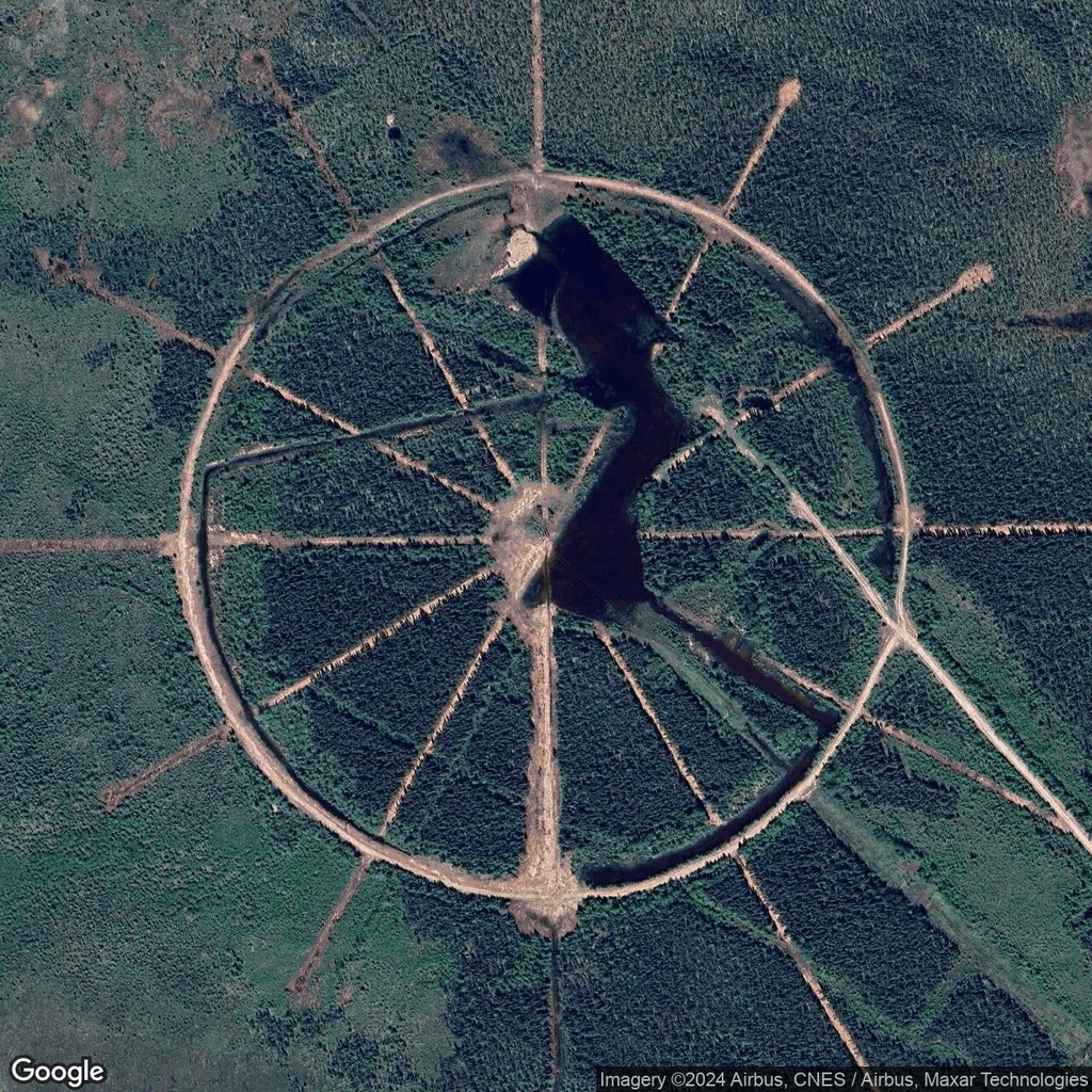 Giant Ship’s Wheel near Generating Station
